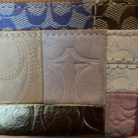 Vintage Coach Coin Purse - Picture 3 of 4